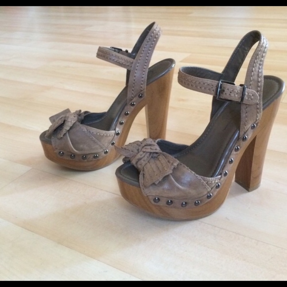 Jessica Simpson Peep Toe Heels